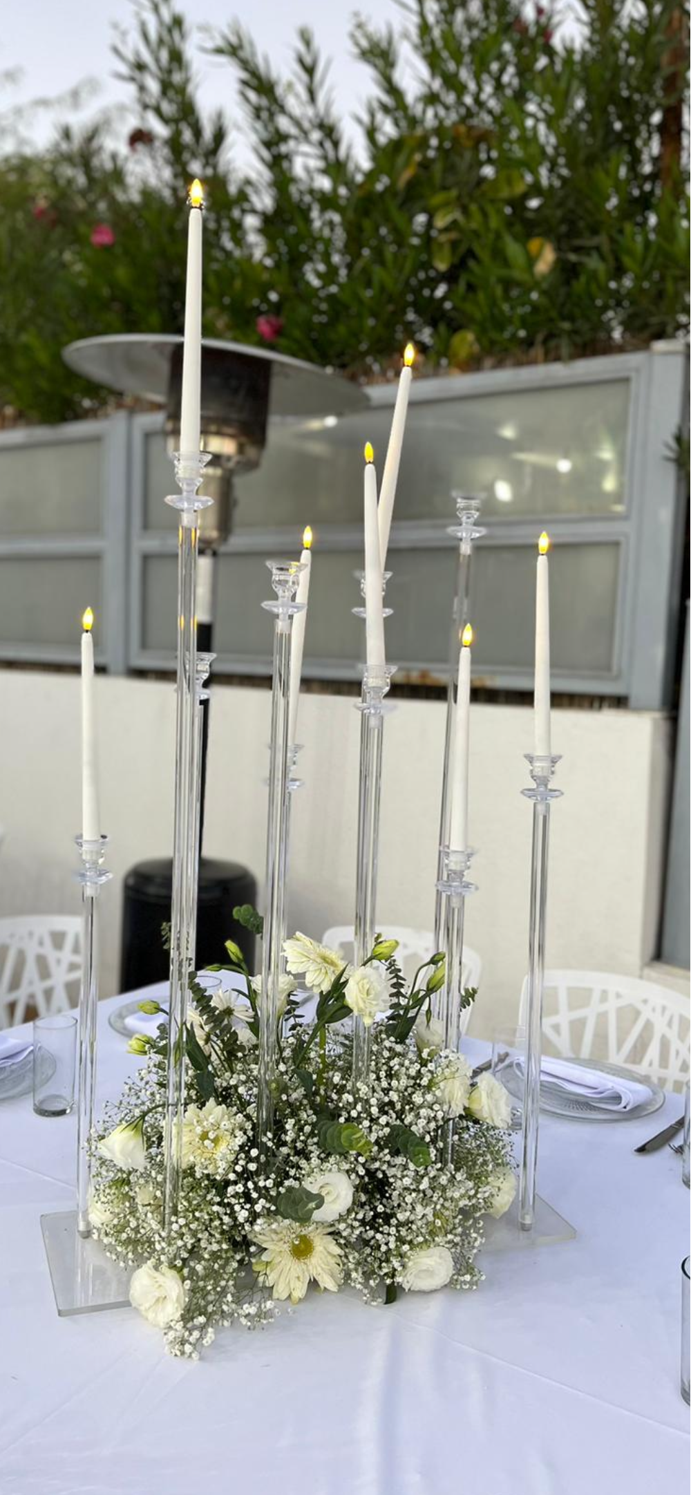 פמוט אקרילי בצורת מלבן 8 קנים